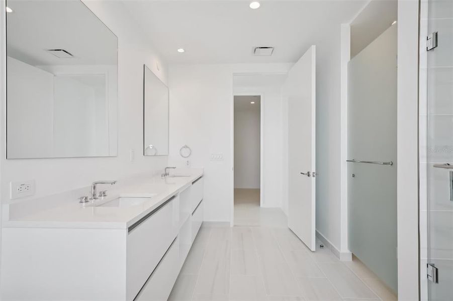 Furnished interior view inside a new home in , St. Petersburg (Image 11).