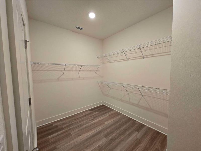 Spacious, unfurnished interior of a new home in Arbor Meadows, Spring Hill (Image 13).