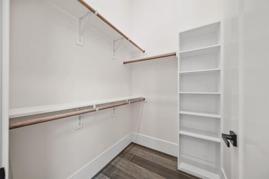 Image 34 of a home in .