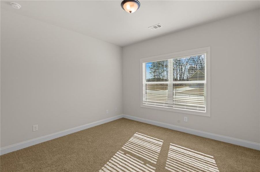Spacious, unfurnished interior of a new home in Red Oak Ridge, Loganville (Image 19).