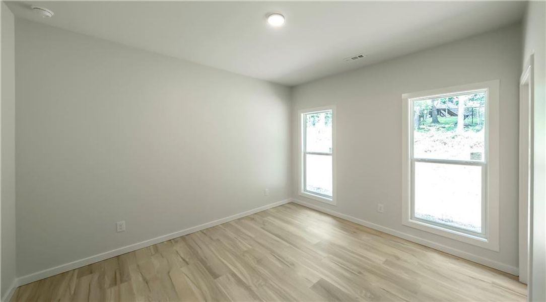 Spacious, unfurnished interior of a new home in , Carrollton (Image 30).