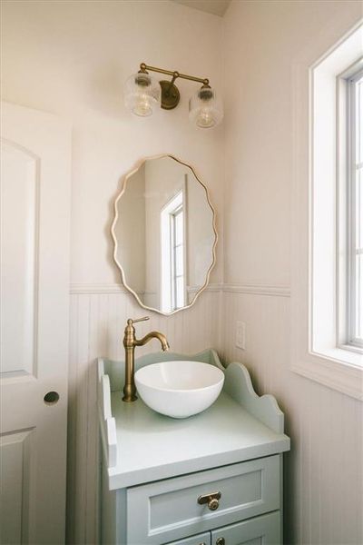 Close-up of interior finishes inside a home in , Murrayville (Image 20).
