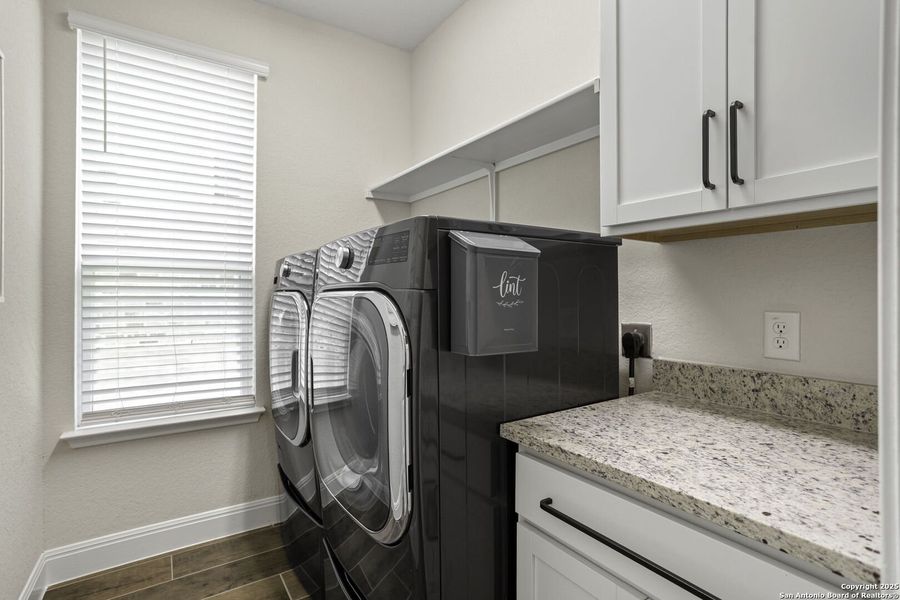 Furnished interior view inside a new home in Canyon View, San Antonio (Image 14). Furnished interior view inside a new home in Canyon View, San Antonio (Image 14).