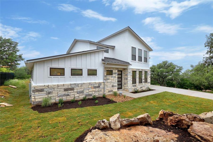 Front exterior of a home in the Horseshoe Bay community, located in Horseshoe Bay, TX (Image 3).
