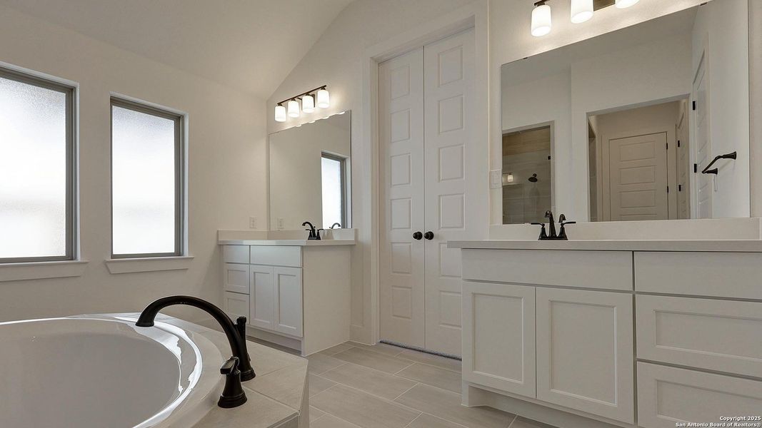 Furnished interior view inside a new home in Corley Farms 50', Boerne (Image 7). Furnished interior view inside a new home in Corley Farms 50', Boerne (Image 7).