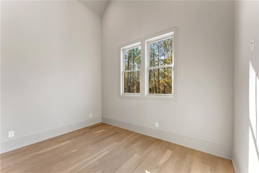 Spacious, unfurnished interior of a new home in , Chattahoochee Hills (Image 20).
