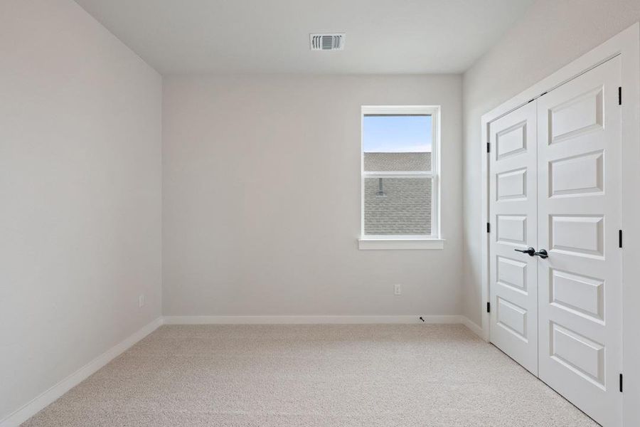Spacious, unfurnished interior of a new home in Heritage, Dripping Springs (Image 31). Spacious, unfurnished interior of a new home in Heritage, Dripping Springs (Image 31).