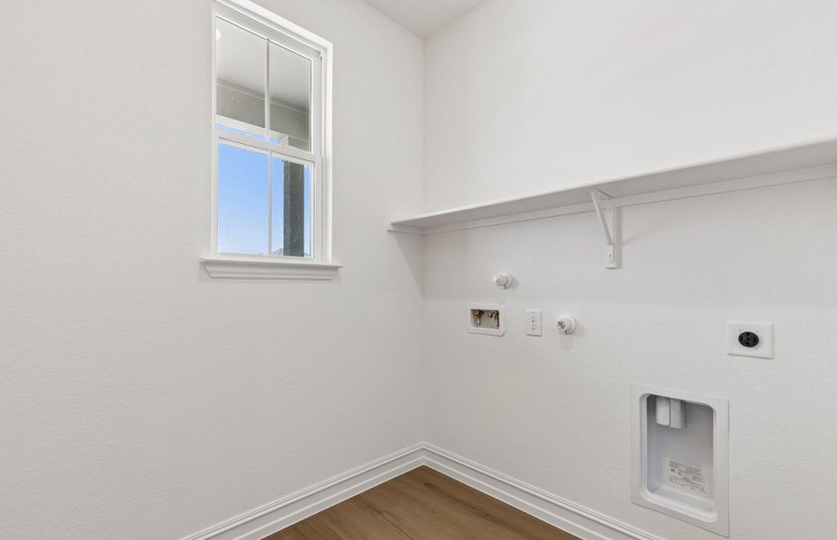 Spacious, unfurnished interior of a new home in Pinnacle at Legacy Hills, Celina (Image 10).