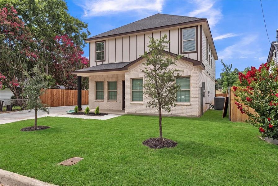 Front exterior of a new home in , Fort Worth, TX, highlighting curb appeal (Image 28). Front exterior of a new home in , Fort Worth, TX, highlighting curb appeal (Image 28).