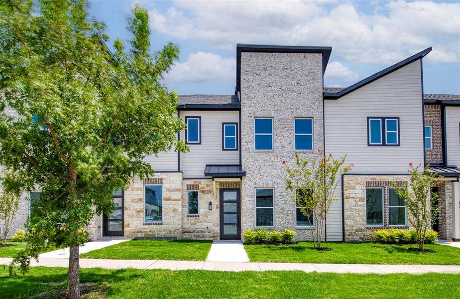 Front exterior of a new home in , Rowlett, TX, highlighting curb appeal (Image 18). Front exterior of a new home in , Rowlett, TX, highlighting curb appeal (Image 18).