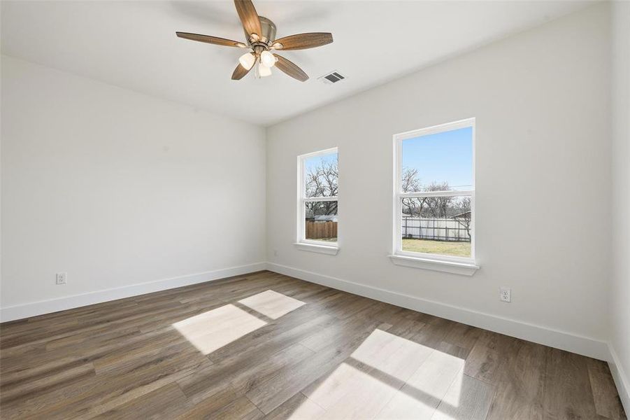 Spacious, unfurnished interior of a new home in , Fort Worth (Image 28).