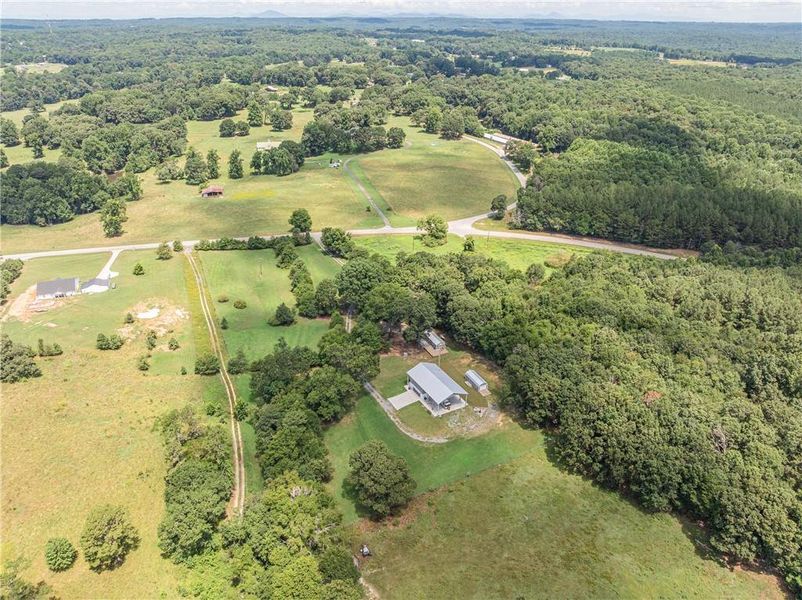 Natural landscape and outdoor views near in Gillsville (Image 40). Natural landscape and outdoor views near in Gillsville (Image 40).