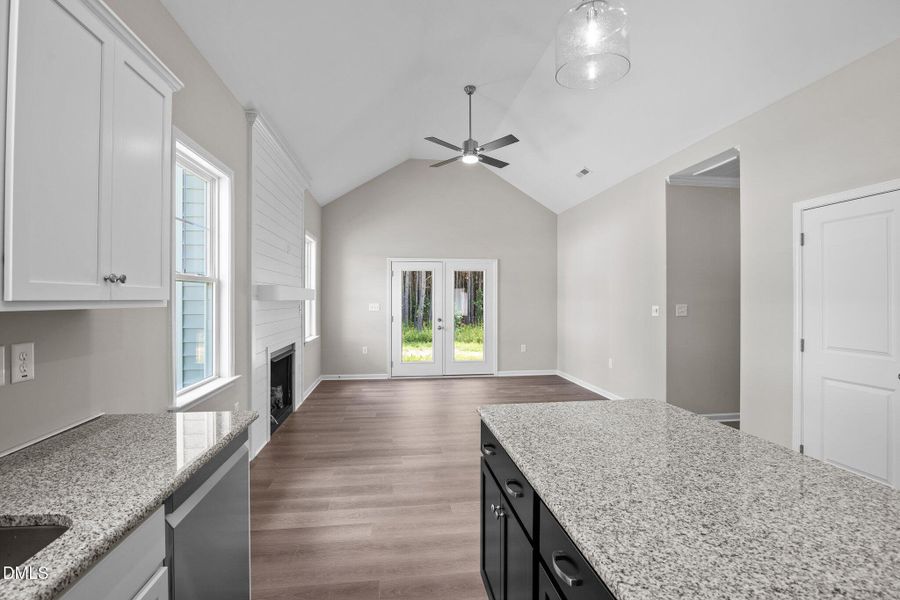 10-web-or-mls-BLS_0024 10-web-or-mls-BLS_0024