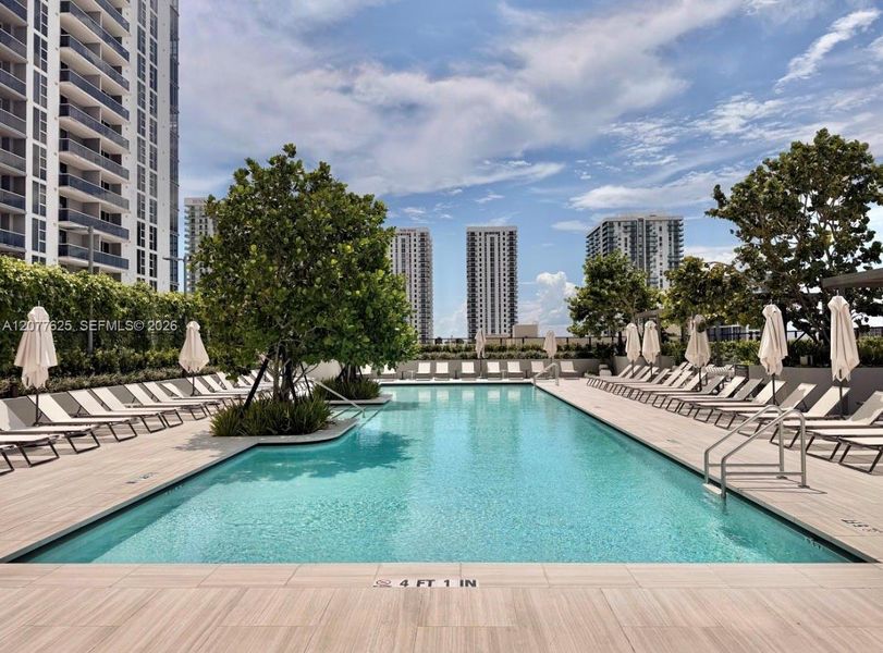 Condo located in Miami, FL showcasing its design and architecture (Image 3). Condo located in Miami, FL showcasing its design and architecture (Image 3).