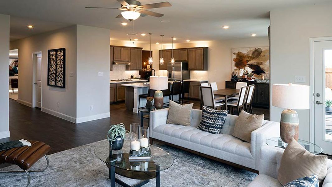 Representative furnished interior of a home built from the Buchanan by Taylor Morrison in Northlake Estates 65s, Little Elm (Image 24).