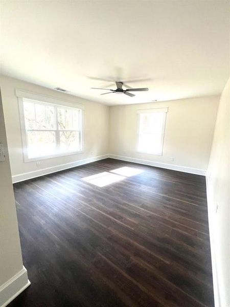 Spacious, unfurnished interior of a new home in , Atlanta (Image 26).