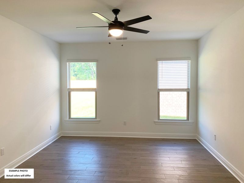 Spacious, unfurnished interior of a new home in Sentinel Ridge, Pace (Image 8).