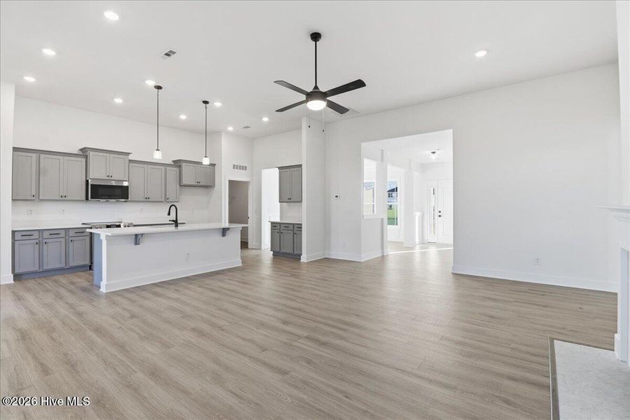 Spacious, unfurnished interior of a new home in Wood Creek, Leland (Image 13).