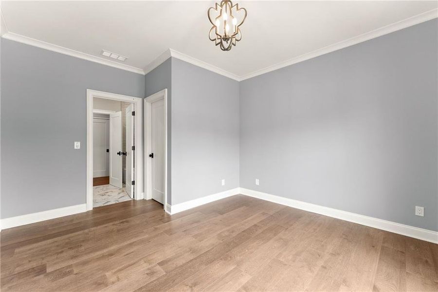 Spacious, unfurnished interior of a new home in , Gainesville (Image 52).