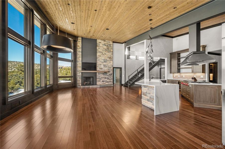 Dining area, great room and kitchen open concept living perfect for entertaining Dining area, great room and kitchen open concept living perfect for entertaining