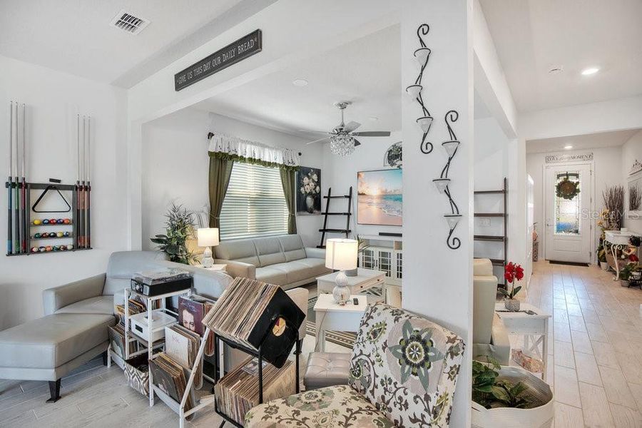 Furnished interior view inside a new home in , Orlando (Image 15).