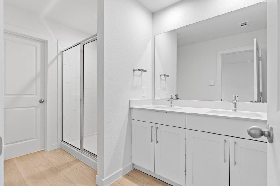 *Images and 3D tour are for illustration only and options may vary from home as built.
