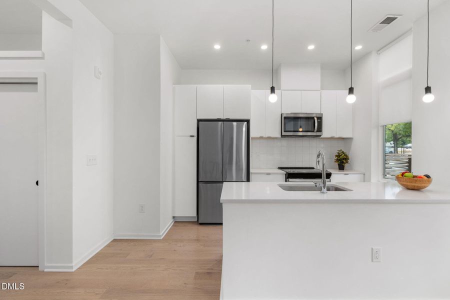 12-web-or-mls-DX3A8569