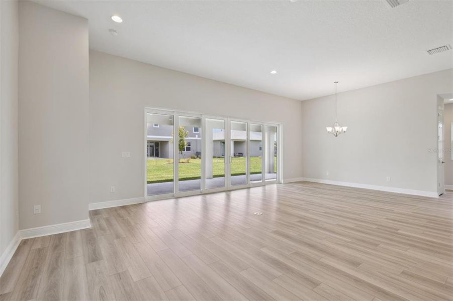 Spacious, unfurnished interior of a new home in Waterset, Apollo Beach (Image 15).