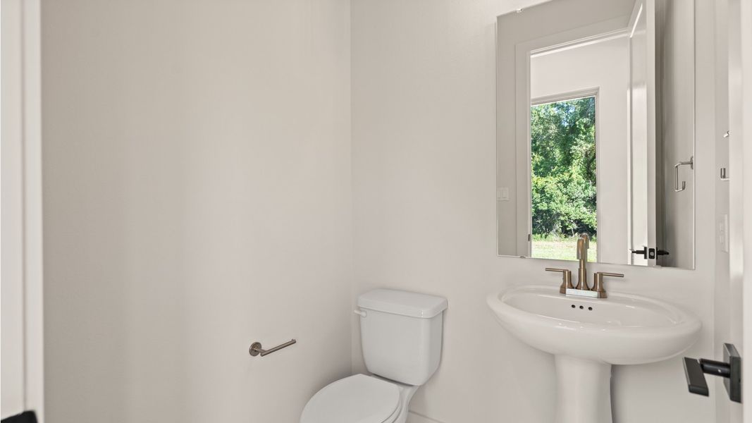 Furnished interior view inside a new home in Turnleaf, Punta Gorda (Image 6).