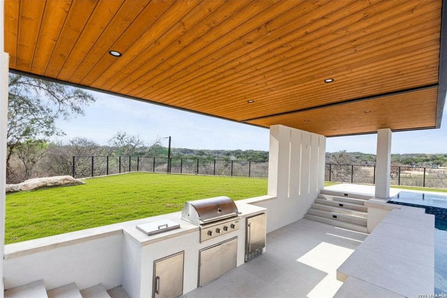 Exterior details and patio area of a home in , San Antonio (Image 3).