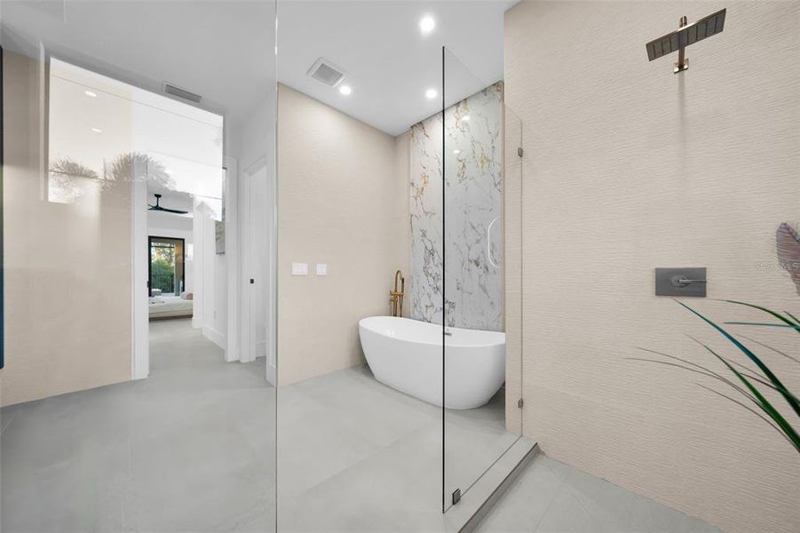 Furnished interior view inside a new home in , Cape Coral (Image 54).