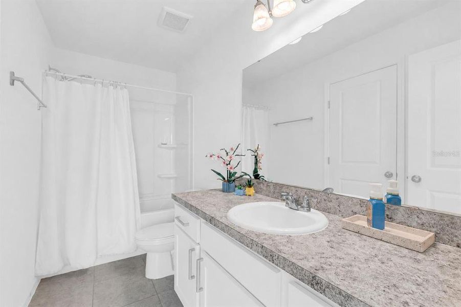 Furnished interior view inside a new home in , Minneola (Image 23).