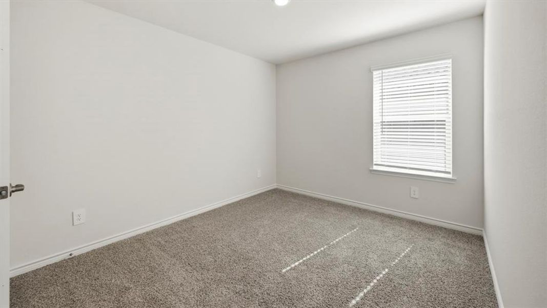 Spacious, unfurnished interior of a new home in Winchester Crossing, Princeton (Image 13).