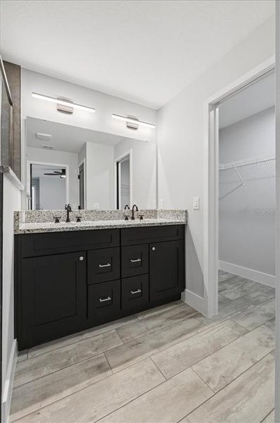 Furnished interior view inside a new home in , Auburndale (Image 10).