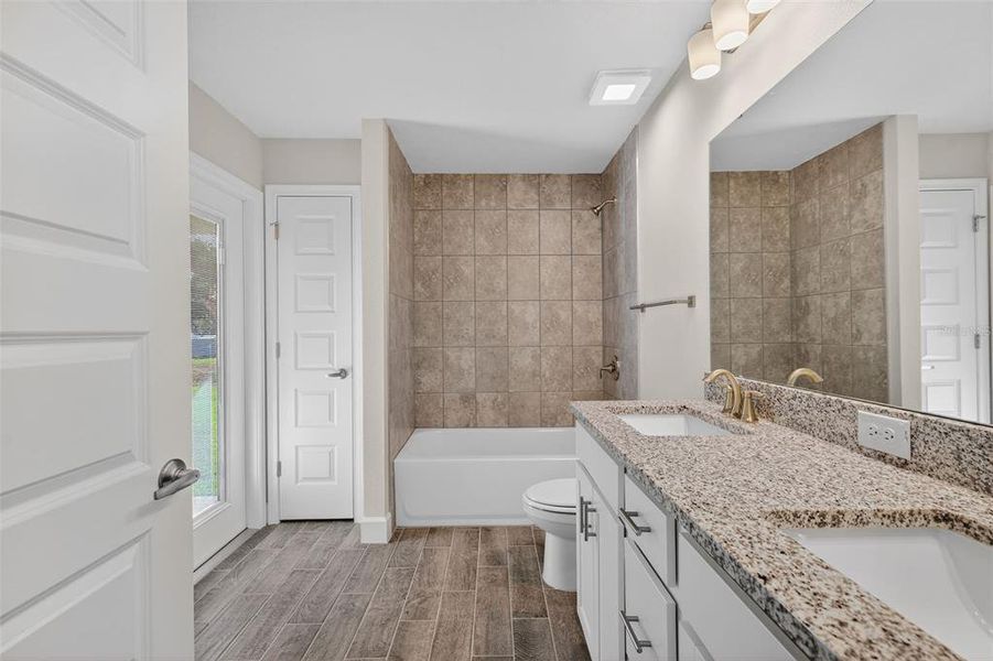 Furnished interior view inside a new home in Hill Country Estates, Dade City (Image 9).