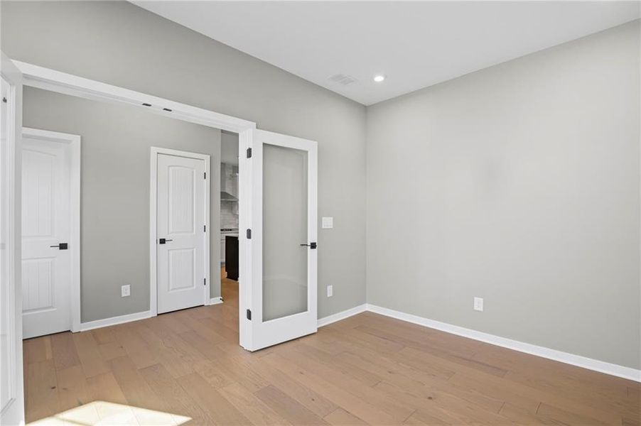 Spacious, unfurnished interior of a new home in Pickens Bluff, Hiram (Image 37).