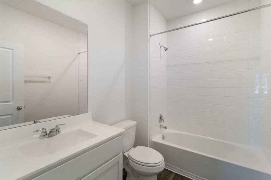 Furnished interior view inside a new home in Marigold, Uhland (Image 5).