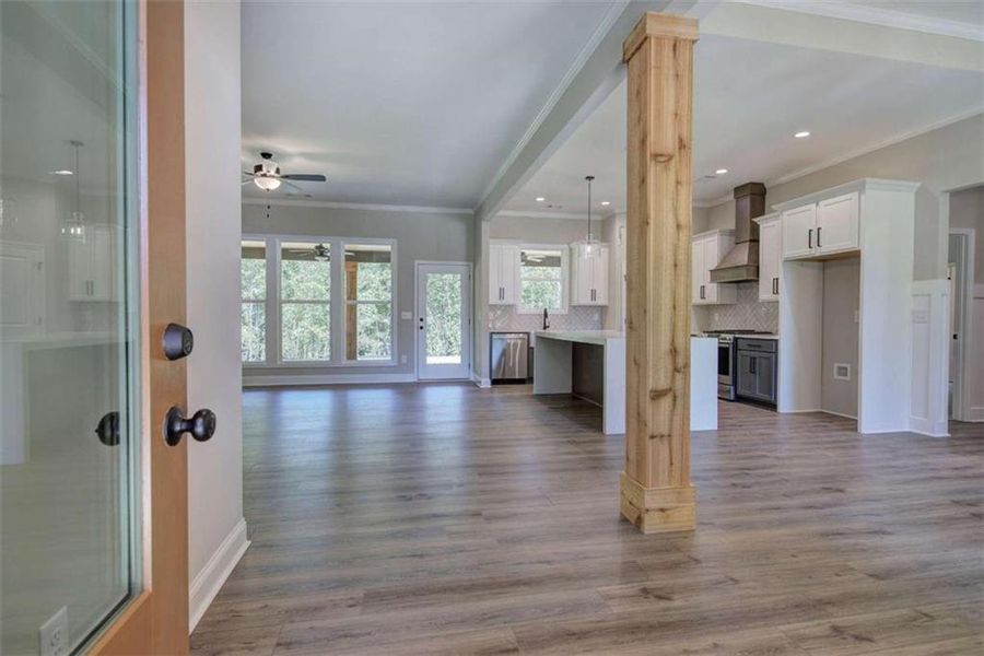 Spacious, unfurnished interior of a new home in , Temple (Image 10).