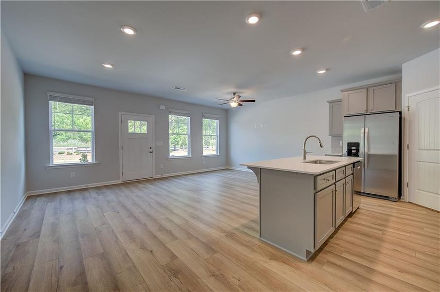 Spacious, unfurnished interior of a new home in Avery Landing, McDonough (Image 23).