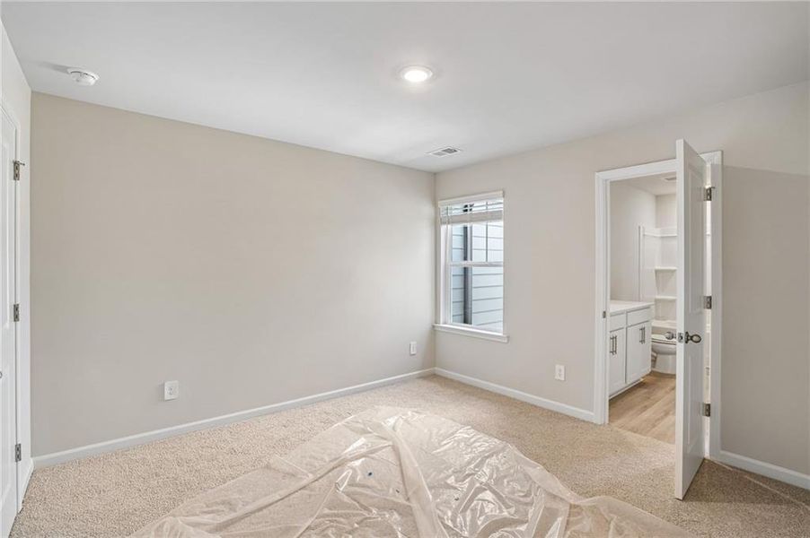 Spacious, unfurnished interior of a new home in Artisan Walk, Fairburn (Image 17).