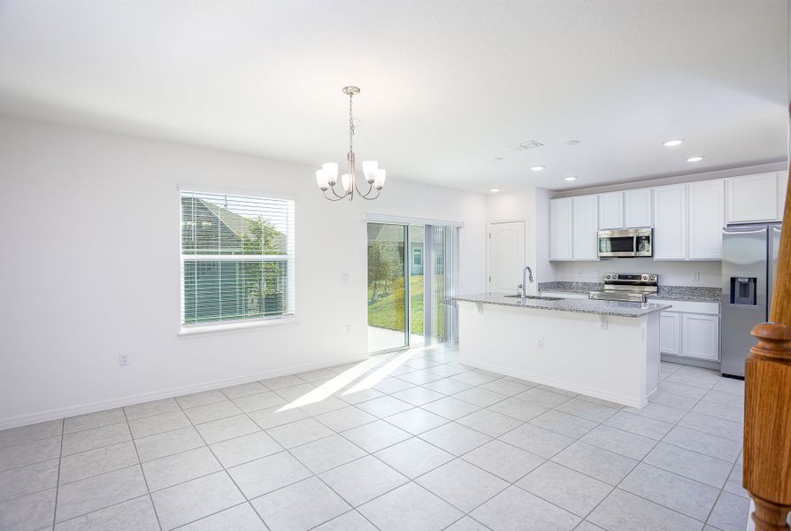 Representative unfurnished interior of a home built from the Melbourne by Maronda Homes in Port St. Lucie, Port St. Lucie (Image 10).