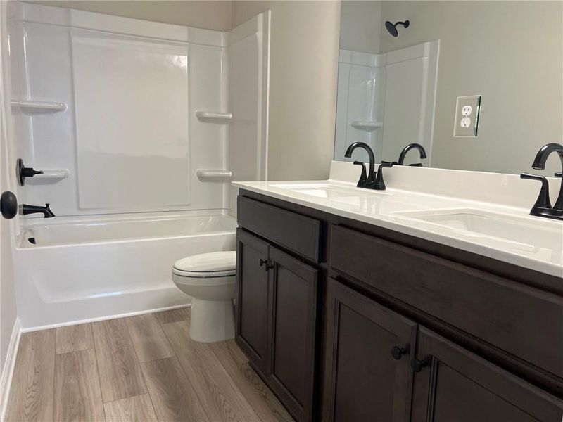 Furnished interior view inside a new home in Crofton Place Enclave, Snellville (Image 8).