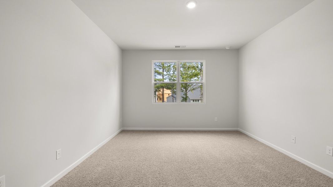 Representative unfurnished interior of a home built from the Elle by D.R. Horton in Fairway 17 at Mirror Lake, Villa Rica (Image 37). Representative unfurnished interior of a home built from the Elle by D.R. Horton in Fairway 17 at Mirror Lake, Villa Rica (Image 37).