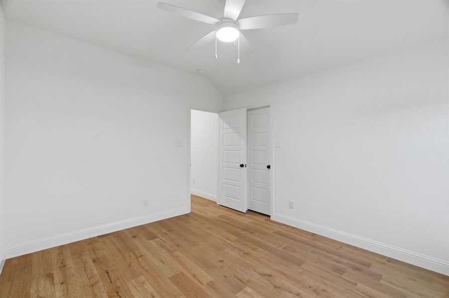 Spacious, unfurnished interior of a new home in , Aledo (Image 29).
