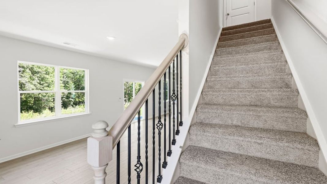 Spacious, unfurnished interior of a new home in Palmetto Valley, Anderson (Image 25).