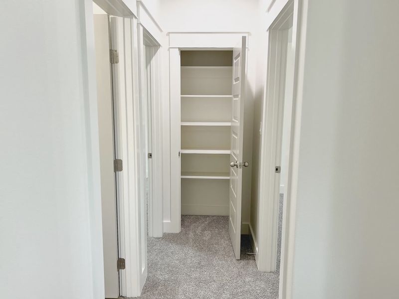 Representative unfurnished interior of a home built from the The Diamond Manor by Steve Klein Custom Builder in Diamond Hill Collection, Victoria (Image 8). Representative unfurnished interior of a home built from the The Diamond Manor by Steve Klein Custom Builder in Diamond Hill Collection, Victoria (Image 8).