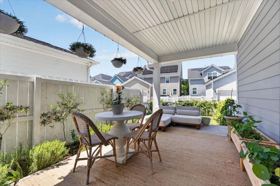 Exterior details and patio area of a home in Oak Bluff, Charleston (Image 30).