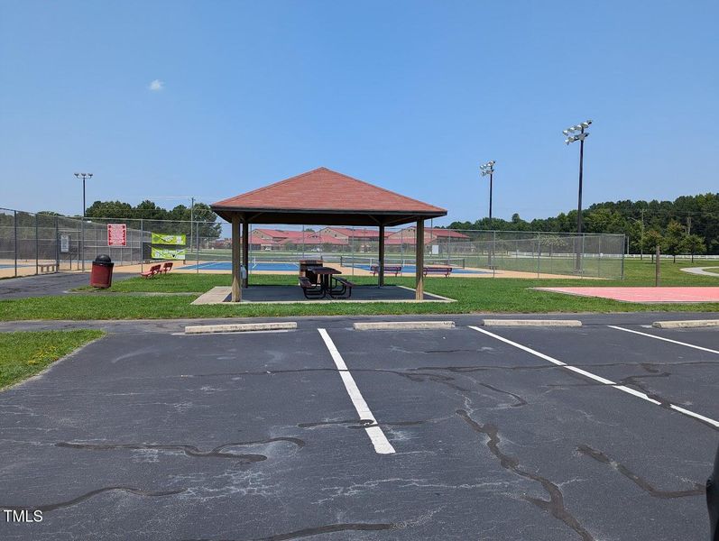 picnic area picnic area