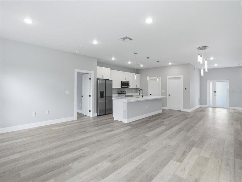 Spacious, unfurnished interior of a new home in , Punta Gorda (Image 17). Spacious, unfurnished interior of a new home in , Punta Gorda (Image 17).