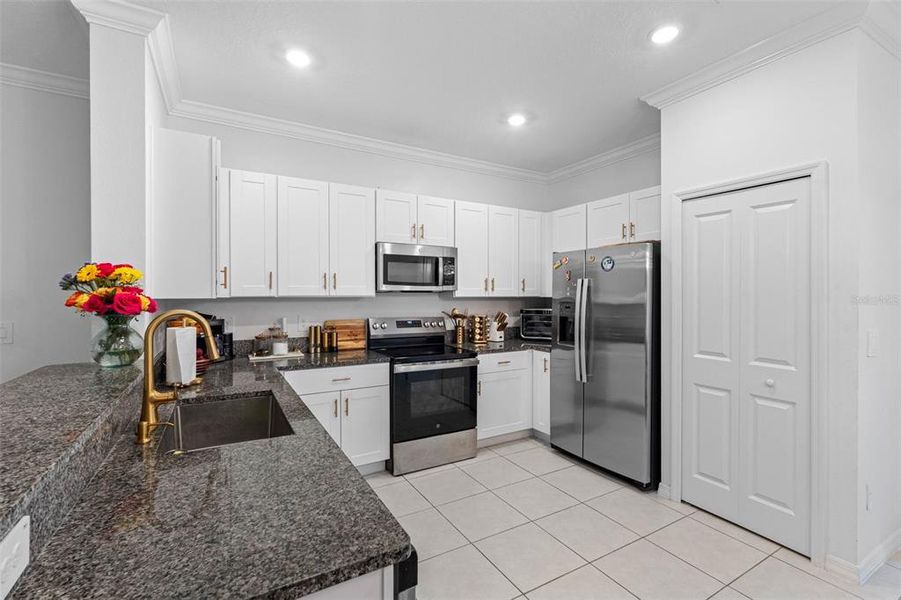 Furnished interior view inside a new home in , Zephyrhills (Image 19).